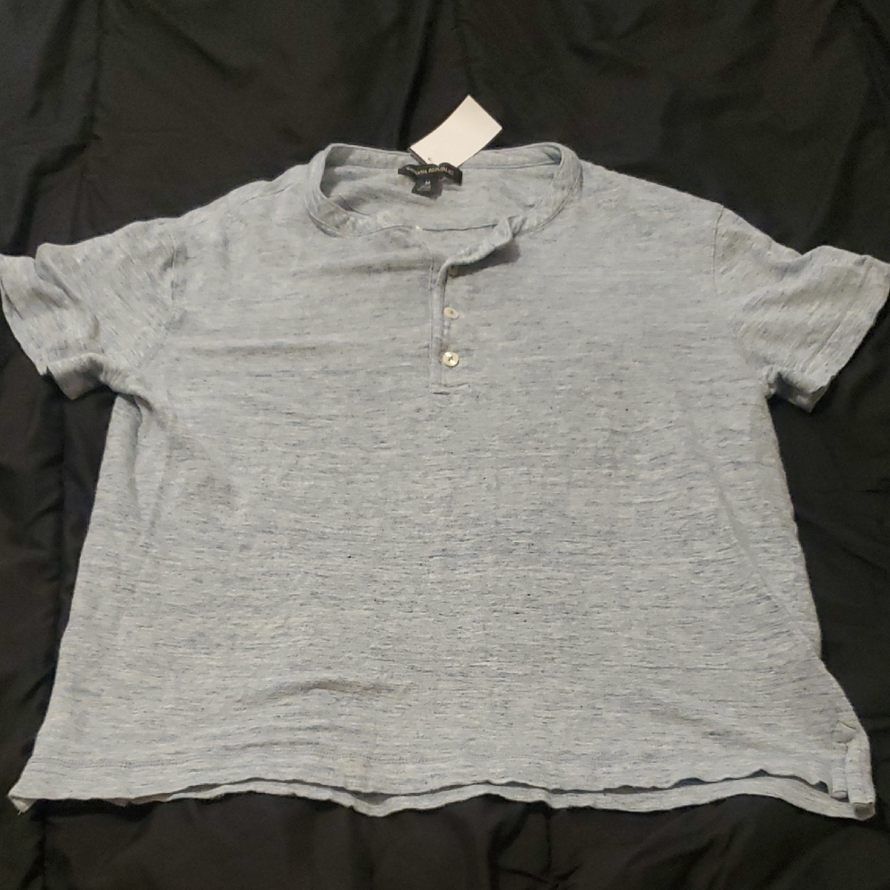 Banana Republic Men's Heathered Blue Button Down Shirt